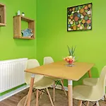 Cheerful Stays: Spacious Flat In Vibrant Leith