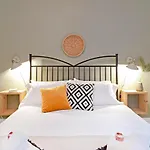 Cheerful Stays: Spacious Flat In Vibrant Leith