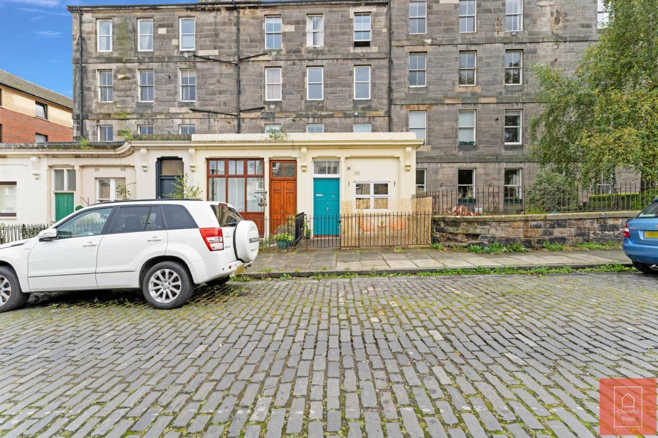 Cheerful Stays: Spacious Flat In Vibrant Leith Édimbourg