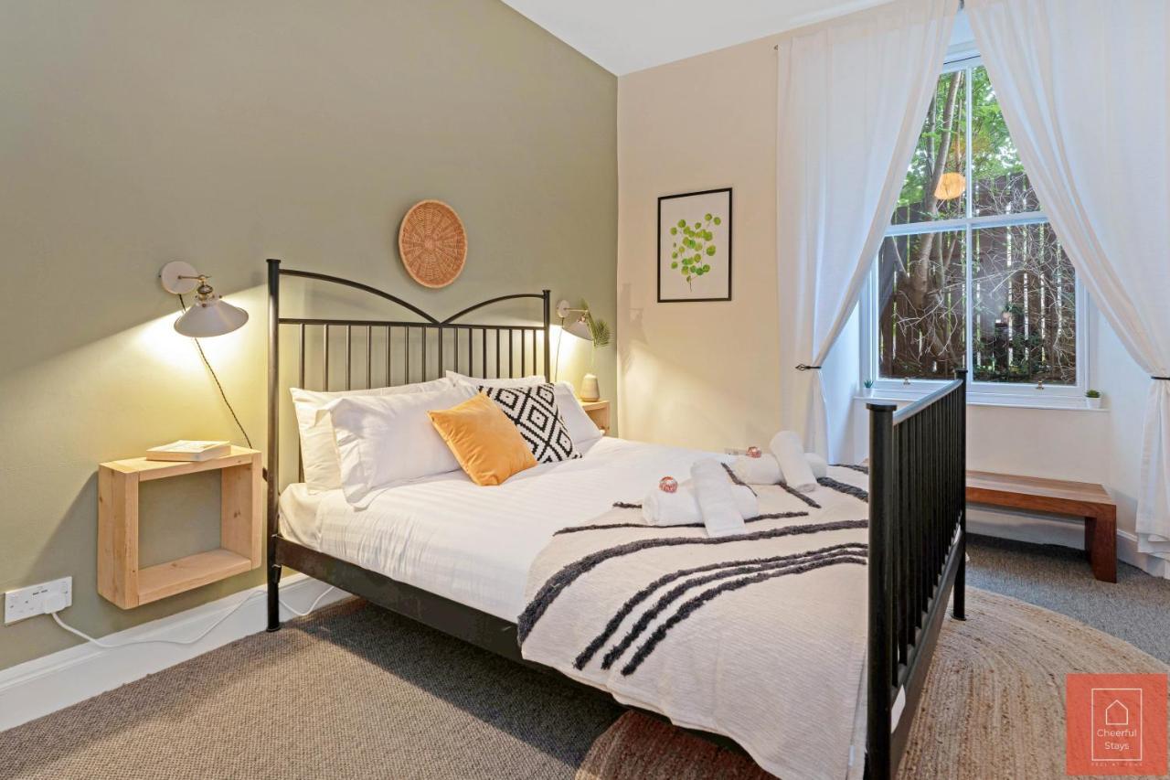Cheerful Stays: Spacious Flat In Vibrant Leith Appartement Édimbourg