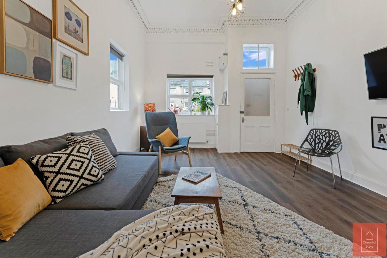 Cheerful Stays: Spacious Flat In Vibrant Leith Appartement