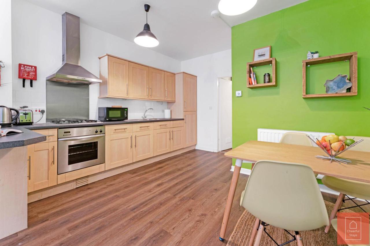 Appartement Cheerful Stays: Spacious Flat In Vibrant Leith Édimbourg